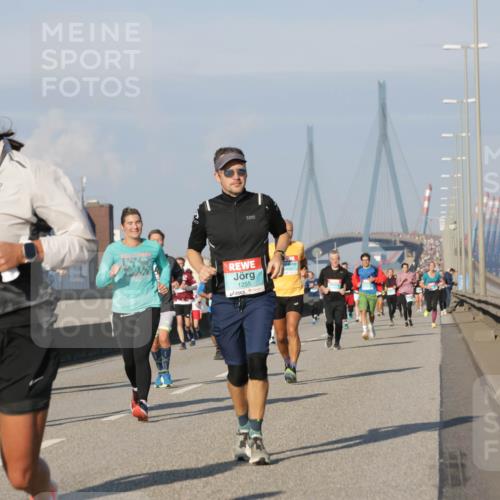 03.10.2025 - Köhlbrandbrückenlauf Jannik Wohlers http://msf.ph/oto/9074465 03.10.2025 09:51:07 Position 3 3625, 1255 meine-sportfotos.de