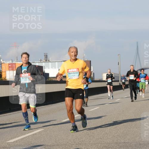 03.10.2025 - Köhlbrandbrückenlauf Jannik Wohlers http://msf.ph/oto/9074630 03.10.2025 09:51:12 Position 3 3656, 1428 meine-sportfotos.de