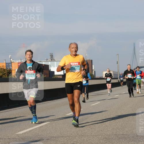03.10.2025 - Köhlbrandbrückenlauf Jannik Wohlers http://msf.ph/oto/9074644 03.10.2025 09:51:12 Position 3 3656, 1428 meine-sportfotos.de