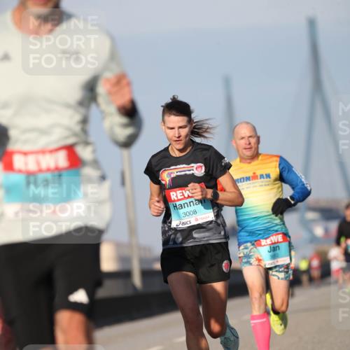 03.10.2025 - Köhlbrandbrückenlauf Jannik Wohlers http://msf.ph/oto/9074685 03.10.2025 09:40:32 Position 3 3008 meine-sportfotos.de