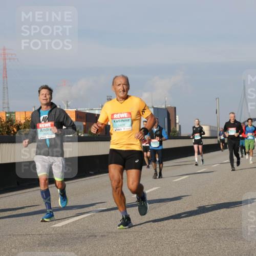 03.10.2025 - Köhlbrandbrückenlauf Jannik Wohlers http://msf.ph/oto/9074701 03.10.2025 09:51:13 Position 3 3656, 1428 meine-sportfotos.de