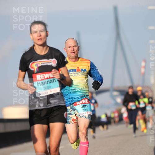 03.10.2025 - Köhlbrandbrückenlauf Jannik Wohlers http://msf.ph/oto/9074707 03.10.2025 09:40:33 Position 3 3008, 2, 4, 112, 262, 3610 meine-sportfotos.de