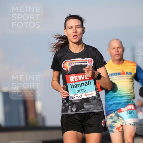 03.10.2025 - Köhlbrandbrückenlauf Jannik Wohlers http://msf.ph/oto/9074725 03.10.2025 09:40:34 Position 3 3008, 1910 meine-sportfotos.de