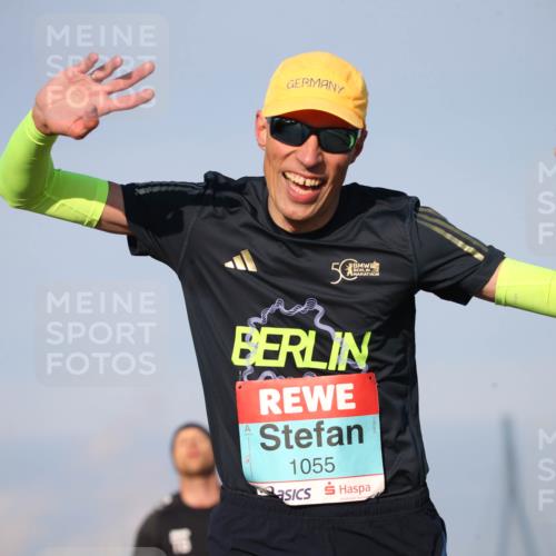 03.10.2025 - Köhlbrandbrückenlauf Jannik Wohlers http://msf.ph/oto/9074819 03.10.2025 09:40:47 Position 3 50, 1055 meine-sportfotos.de
