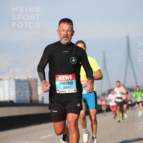 03.10.2025 - Köhlbrandbrückenlauf Jannik Wohlers http://msf.ph/oto/9074844 03.10.2025 09:40:48 Position 3 3269 meine-sportfotos.de