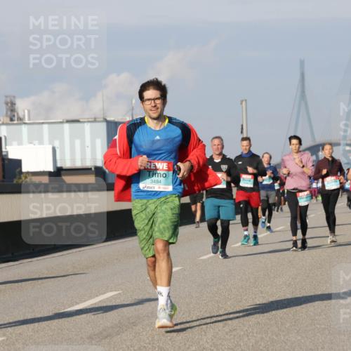 03.10.2025 - Köhlbrandbrückenlauf Jannik Wohlers http://msf.ph/oto/9074901 03.10.2025 09:51:20 Position 3 3484 meine-sportfotos.de