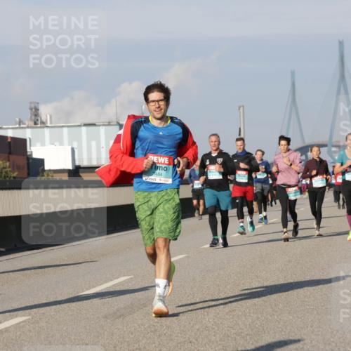 03.10.2025 - Köhlbrandbrückenlauf Jannik Wohlers http://msf.ph/oto/9074915 03.10.2025 09:51:20 Position 3 3484 meine-sportfotos.de