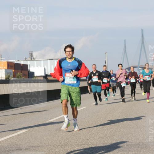 03.10.2025 - Köhlbrandbrückenlauf Jannik Wohlers http://msf.ph/oto/9074930 03.10.2025 09:51:20 Position 3 2698, 3484 meine-sportfotos.de