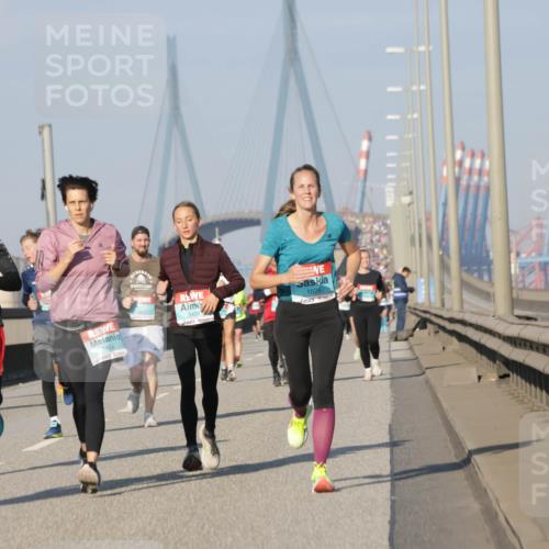 03.10.2025 - Köhlbrandbrückenlauf Jannik Wohlers http://msf.ph/oto/9074982 03.10.2025 09:51:21 Position 3 2761, 3188, 1424, 3409, 1626 meine-sportfotos.de