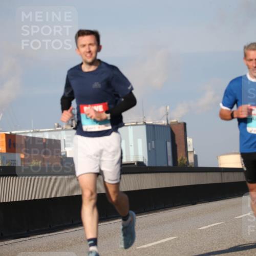 03.10.2025 - Köhlbrandbrückenlauf Jannik Wohlers http://msf.ph/oto/9075105 03.10.2025 09:41:28 Position 3  meine-sportfotos.de
