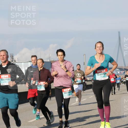 03.10.2025 - Köhlbrandbrückenlauf Jannik Wohlers http://msf.ph/oto/9075113 03.10.2025 09:51:25 Position 3 2761, 3409, 1424, 1626 meine-sportfotos.de