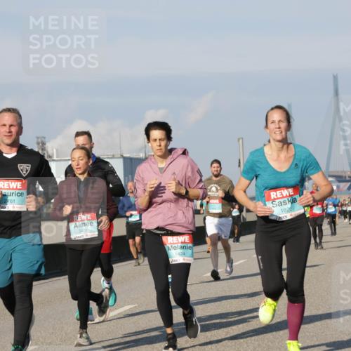 03.10.2025 - Köhlbrandbrückenlauf Jannik Wohlers http://msf.ph/oto/9075145 03.10.2025 09:51:25 Position 3 2761, 3409, 1424, 1626 meine-sportfotos.de