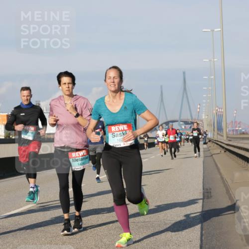 03.10.2025 - Köhlbrandbrückenlauf Jannik Wohlers http://msf.ph/oto/9075212 03.10.2025 09:51:26 Position 3 27, 1424, 162 meine-sportfotos.de