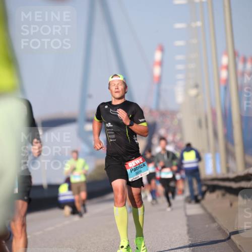 03.10.2025 - Köhlbrandbrückenlauf Jannik Wohlers http://msf.ph/oto/9075593 03.10.2025 09:41:59 Position 3 3609 meine-sportfotos.de