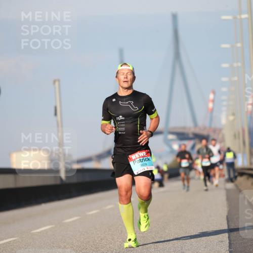 03.10.2025 - Köhlbrandbrückenlauf Jannik Wohlers http://msf.ph/oto/9075707 03.10.2025 09:42:03 Position 3 3609 meine-sportfotos.de