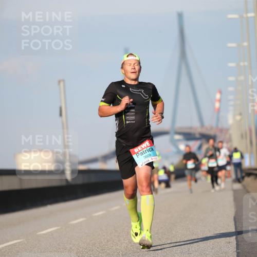 03.10.2025 - Köhlbrandbrückenlauf Jannik Wohlers http://msf.ph/oto/9075716 03.10.2025 09:42:03 Position 3 3609 meine-sportfotos.de