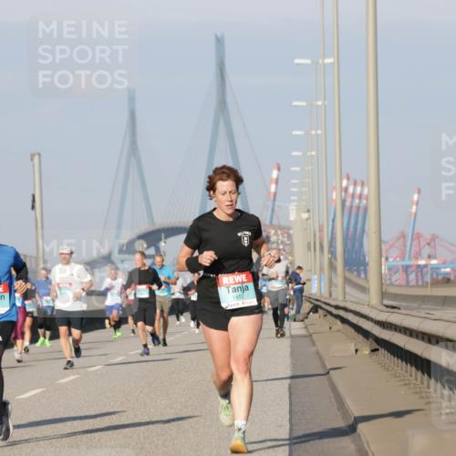 03.10.2025 - Köhlbrandbrückenlauf Jannik Wohlers http://msf.ph/oto/9075740 03.10.2025 09:51:38 Position 3 3497, 1412 meine-sportfotos.de