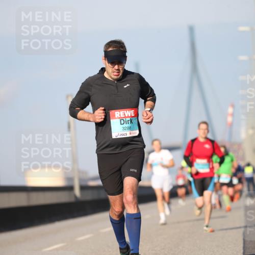 03.10.2025 - Köhlbrandbrückenlauf Jannik Wohlers http://msf.ph/oto/9075822 03.10.2025 09:42:24 Position 3 3288 meine-sportfotos.de