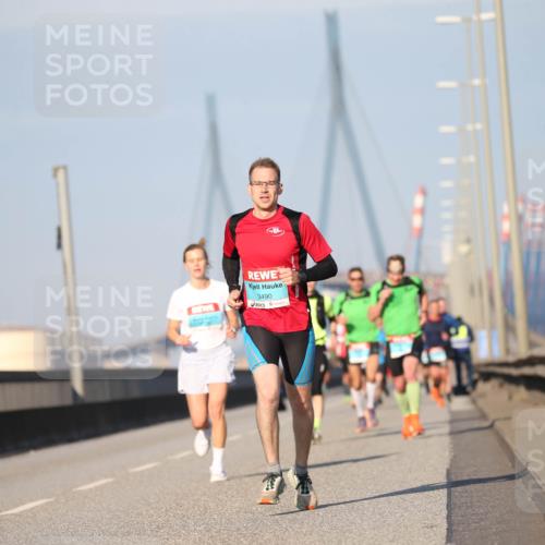 03.10.2025 - Köhlbrandbrückenlauf Jannik Wohlers http://msf.ph/oto/9075868 03.10.2025 09:42:27 Position 3 3490 meine-sportfotos.de