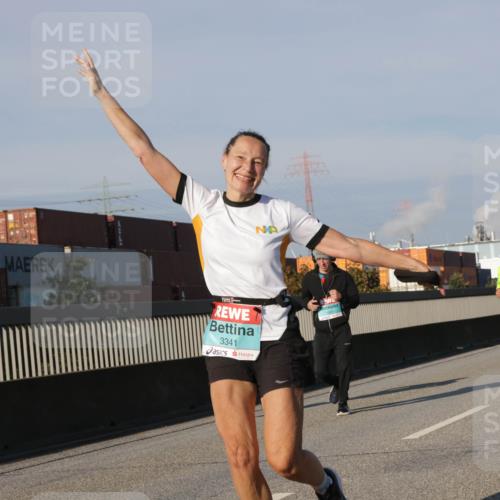 03.10.2025 - Köhlbrandbrückenlauf Jannik Wohlers http://msf.ph/oto/9075871 03.10.2025 09:51:40 Position 3 3341 meine-sportfotos.de