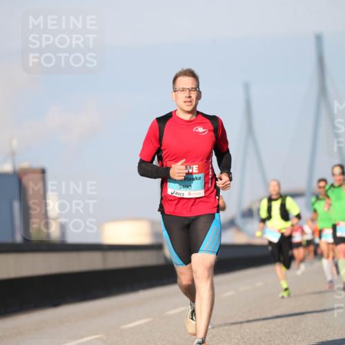 03.10.2025 - Köhlbrandbrückenlauf Jannik Wohlers http://msf.ph/oto/9075905 03.10.2025 09:42:29 Position 3 3490 meine-sportfotos.de