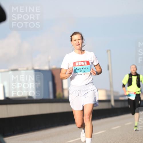 03.10.2025 - Köhlbrandbrückenlauf Jannik Wohlers http://msf.ph/oto/9075969 03.10.2025 09:42:31 Position 3 3715 meine-sportfotos.de