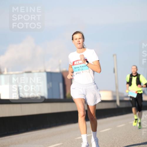 03.10.2025 - Köhlbrandbrückenlauf Jannik Wohlers http://msf.ph/oto/9075982 03.10.2025 09:42:31 Position 3 3715 meine-sportfotos.de