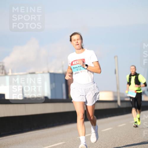 03.10.2025 - Köhlbrandbrückenlauf Jannik Wohlers http://msf.ph/oto/9075988 03.10.2025 09:42:32 Position 3 3715 meine-sportfotos.de