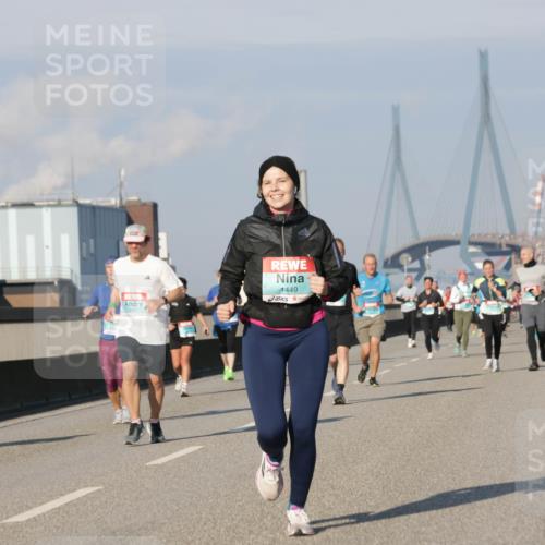 03.10.2025 - Köhlbrandbrückenlauf Jannik Wohlers http://msf.ph/oto/9076050 03.10.2025 09:51:44 Position 3 1449 meine-sportfotos.de
