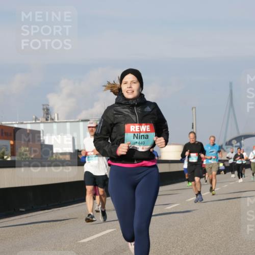 03.10.2025 - Köhlbrandbrückenlauf Jannik Wohlers http://msf.ph/oto/9076130 03.10.2025 09:51:46 Position 3 449 meine-sportfotos.de