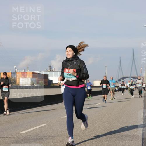 03.10.2025 - Köhlbrandbrückenlauf Jannik Wohlers http://msf.ph/oto/9076156 03.10.2025 09:51:46 Position 3 449 meine-sportfotos.de
