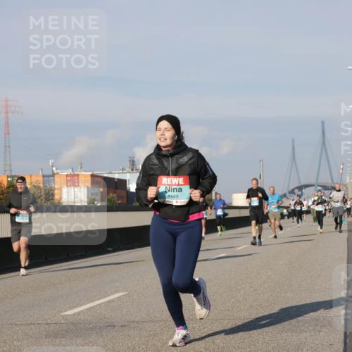 03.10.2025 - Köhlbrandbrückenlauf Jannik Wohlers http://msf.ph/oto/9076172 03.10.2025 09:51:46 Position 3 1449 meine-sportfotos.de