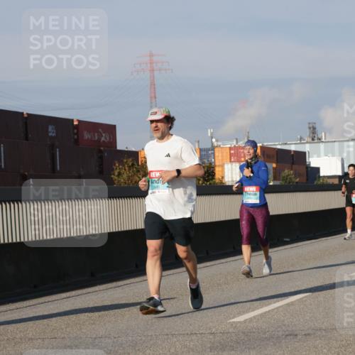 03.10.2025 - Köhlbrandbrückenlauf Jannik Wohlers http://msf.ph/oto/9076271 03.10.2025 09:51:49 Position 3 3481 meine-sportfotos.de