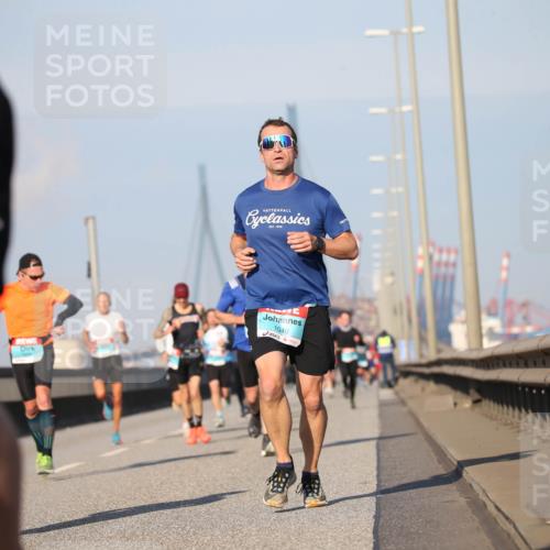 03.10.2025 - Köhlbrandbrückenlauf Jannik Wohlers http://msf.ph/oto/9076274 03.10.2025 09:42:49 Position 3 1040 meine-sportfotos.de