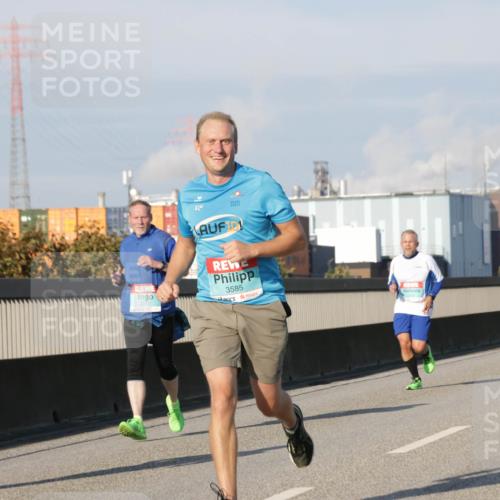 03.10.2025 - Köhlbrandbrückenlauf Jannik Wohlers http://msf.ph/oto/9076422 03.10.2025 09:51:55 Position 3 2671, 3585, 1377 meine-sportfotos.de