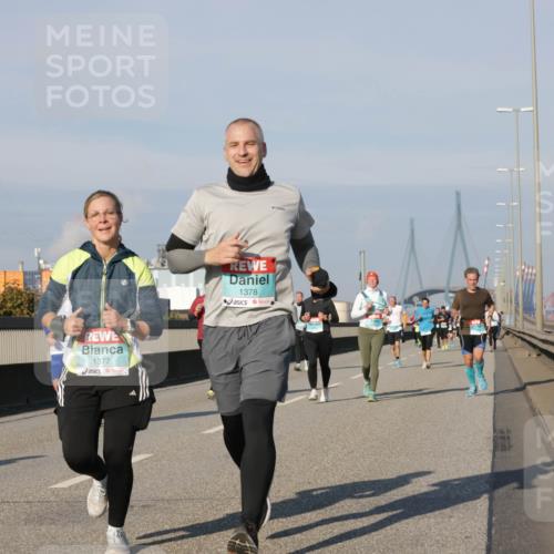 03.10.2025 - Köhlbrandbrückenlauf Jannik Wohlers http://msf.ph/oto/9076545 03.10.2025 09:51:58 Position 3 1377, 1378 meine-sportfotos.de