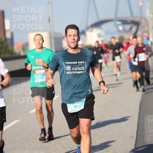 03.10.2025 - Köhlbrandbrückenlauf Jannik Wohlers http://msf.ph/oto/9076554 03.10.2025 09:43:15 Position 3 1036, 2024, 44, 1860, 3223 meine-sportfotos.de