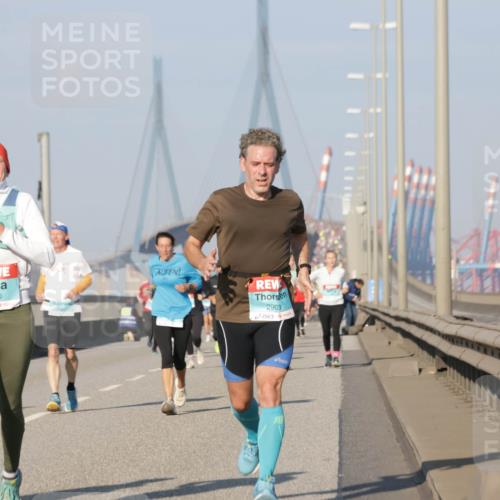 03.10.2025 - Köhlbrandbrückenlauf Jannik Wohlers http://msf.ph/oto/9076611 03.10.2025 09:52:00 Position 3 1730, 2903 meine-sportfotos.de