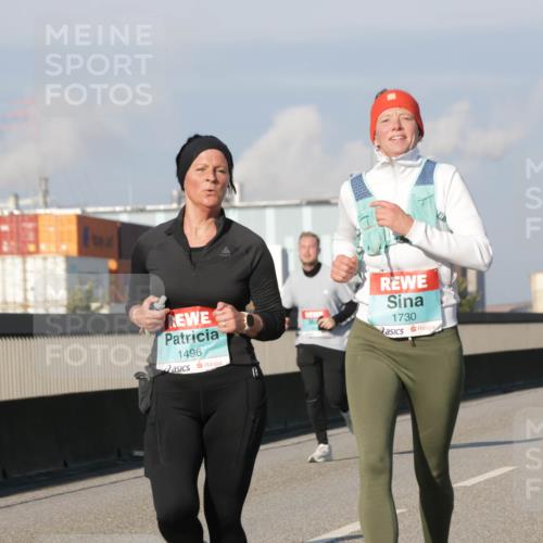 03.10.2025 - Köhlbrandbrückenlauf Jannik Wohlers http://msf.ph/oto/9076696 03.10.2025 09:52:02 Position 3 1496, 1730 meine-sportfotos.de