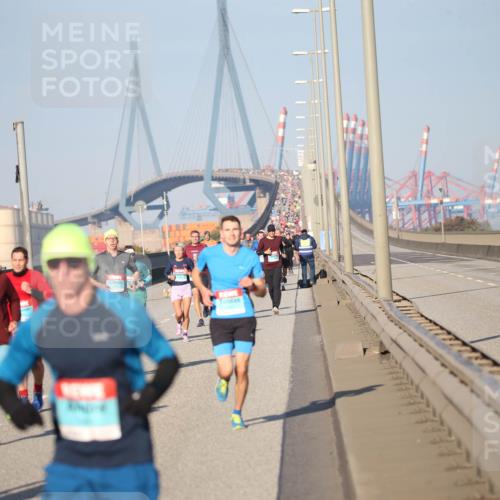 03.10.2025 - Köhlbrandbrückenlauf Jannik Wohlers http://msf.ph/oto/9076833 03.10.2025 09:43:28 Position 3  meine-sportfotos.de