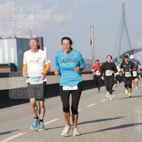 03.10.2025 - Köhlbrandbrückenlauf Jannik Wohlers http://msf.ph/oto/9076849 03.10.2025 09:52:05 Position 3 3426 meine-sportfotos.de