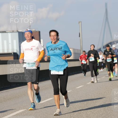 03.10.2025 - Köhlbrandbrückenlauf Jannik Wohlers http://msf.ph/oto/9076877 03.10.2025 09:52:05 Position 3 3426, 3425 meine-sportfotos.de