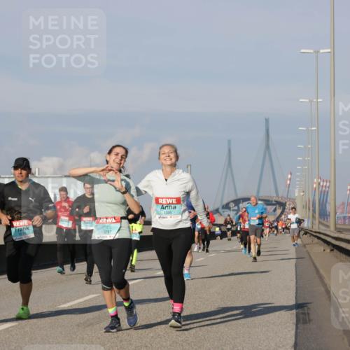 03.10.2025 - Köhlbrandbrückenlauf Jannik Wohlers http://msf.ph/oto/9077203 03.10.2025 09:52:14 Position 3 3797, 1395 meine-sportfotos.de