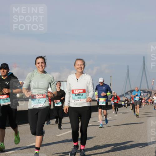 03.10.2025 - Köhlbrandbrückenlauf Jannik Wohlers http://msf.ph/oto/9077297 03.10.2025 09:52:15 Position 3 1333, 3797, 1395 meine-sportfotos.de