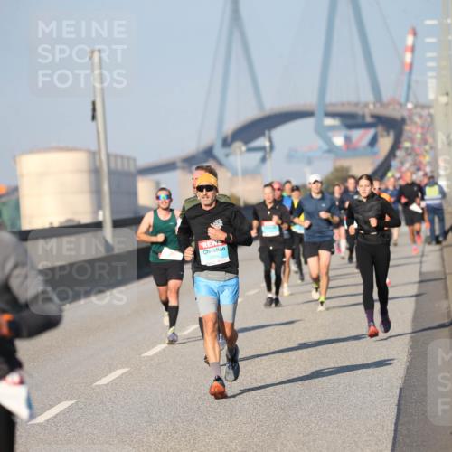 03.10.2025 - Köhlbrandbrückenlauf Jannik Wohlers http://msf.ph/oto/9077314 03.10.2025 09:43:56 Position 3 3414 meine-sportfotos.de