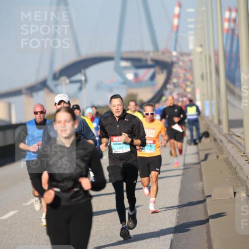 03.10.2025 - Köhlbrandbrückenlauf Jannik Wohlers http://msf.ph/oto/9077355 03.10.2025 09:44:02 Position 3 1261 meine-sportfotos.de