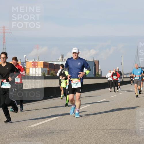 03.10.2025 - Köhlbrandbrückenlauf Jannik Wohlers http://msf.ph/oto/9077357 03.10.2025 09:52:18 Position 3 3411, 3300 meine-sportfotos.de