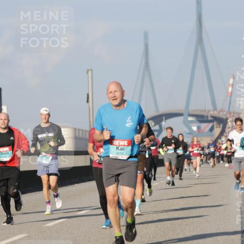 03.10.2025 - Köhlbrandbrückenlauf Jannik Wohlers http://msf.ph/oto/9077400 03.10.2025 09:52:20 Position 3 3250 meine-sportfotos.de