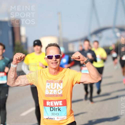 03.10.2025 - Köhlbrandbrückenlauf Jannik Wohlers http://msf.ph/oto/9077507 03.10.2025 09:44:10 Position 3 3043, 17607 meine-sportfotos.de