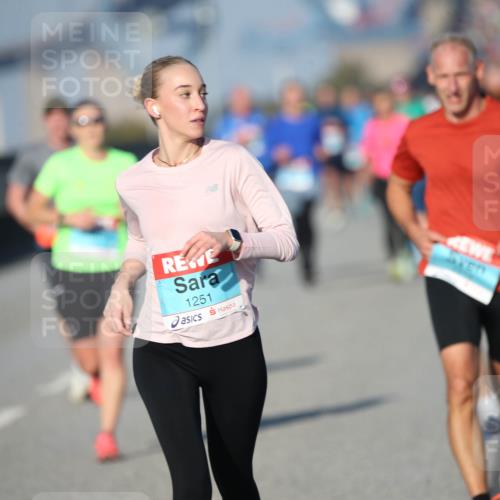 03.10.2025 - Köhlbrandbrückenlauf Jannik Wohlers http://msf.ph/oto/9077674 03.10.2025 09:44:27 Position 3 1251 meine-sportfotos.de